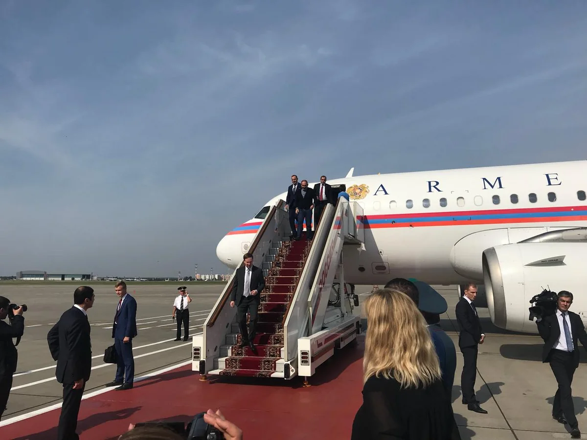 Пашинян прибыл в Москву на встречу по Карабаху