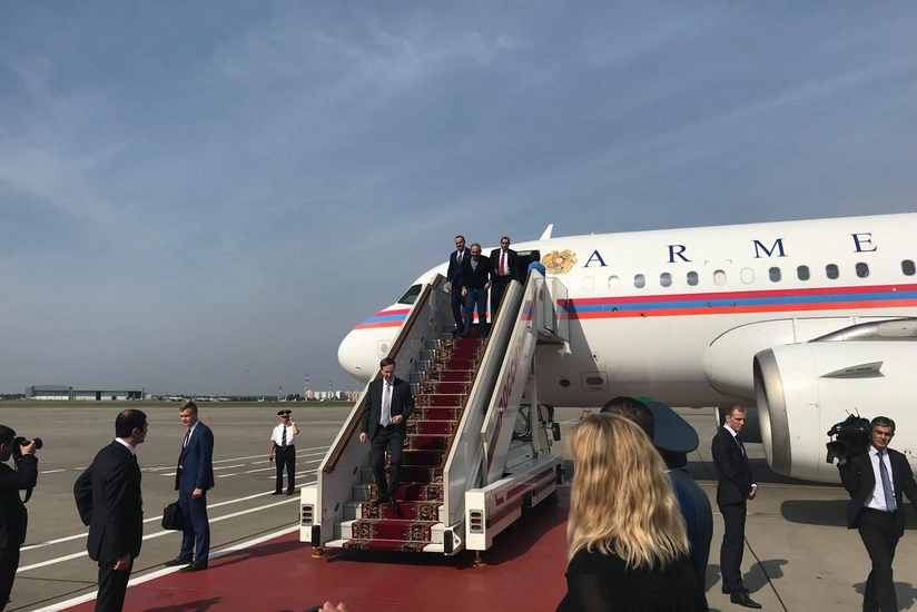Pashinyan arrives in Moscow for meeting on Karabakh