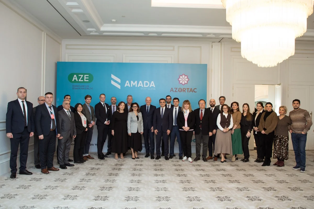 AMADA-nın təşkilatçılığı ilə dəyirmi masa keçirilib