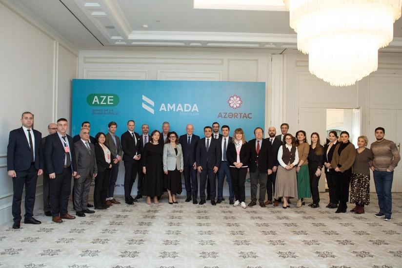 AMADA-nın təşkilatçılığı ilə dəyirmi masa keçirilib