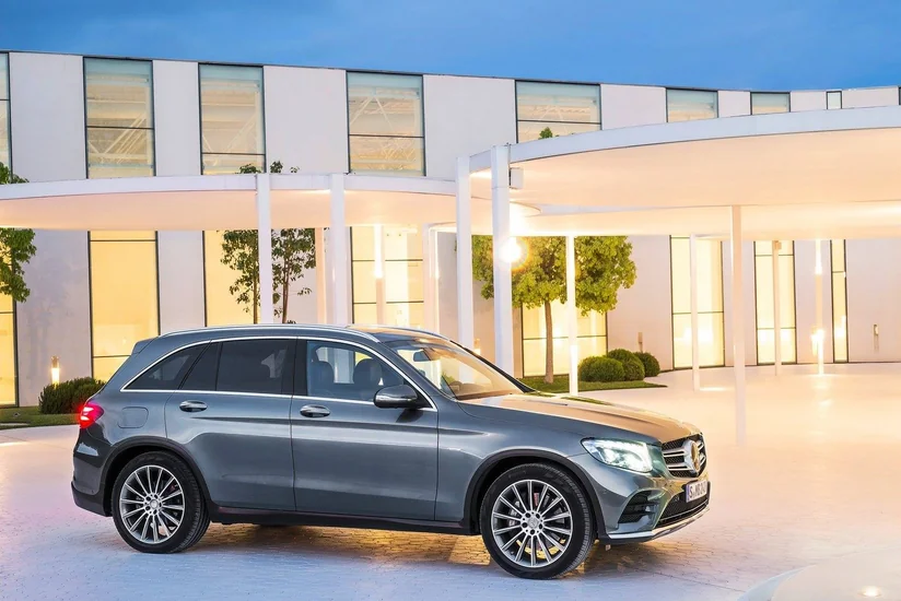 Azərbaycana Mercedes-Benzin iki yeni modeli gətirilir