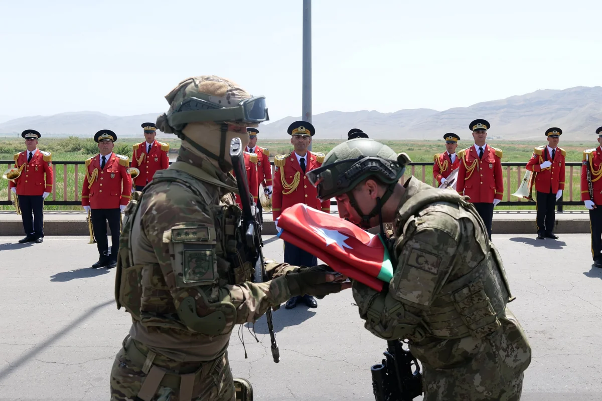 Военнослужащие ВС Турции отправились в Азербайджан для участия в учениях