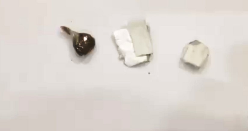 Ana həbsdəki oğluna narkotik keçirmək istəyib