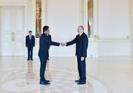 Prezident İlham Əliyev Hindistanın yeni səfirinin etimadnaməsini qəbul edib