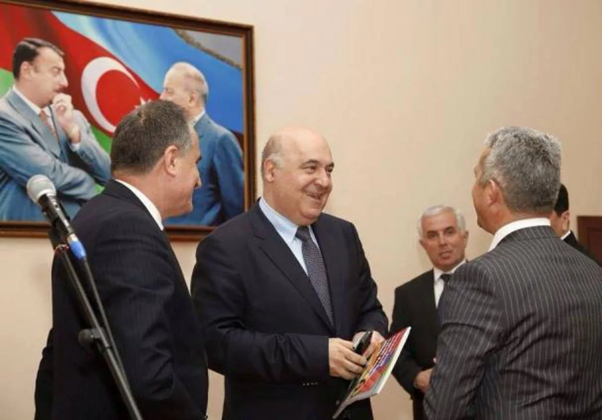 Mədəniyyət İdarəsində Çingiz Abdullayevlə görüş keçirilib