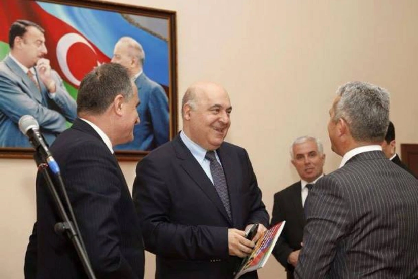 Mədəniyyət İdarəsində Çingiz Abdullayevlə görüş keçirilib