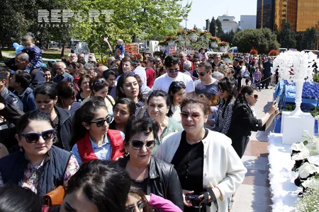 Bakıda Gül bayramı keçirilir - FOTOREPORTAJ