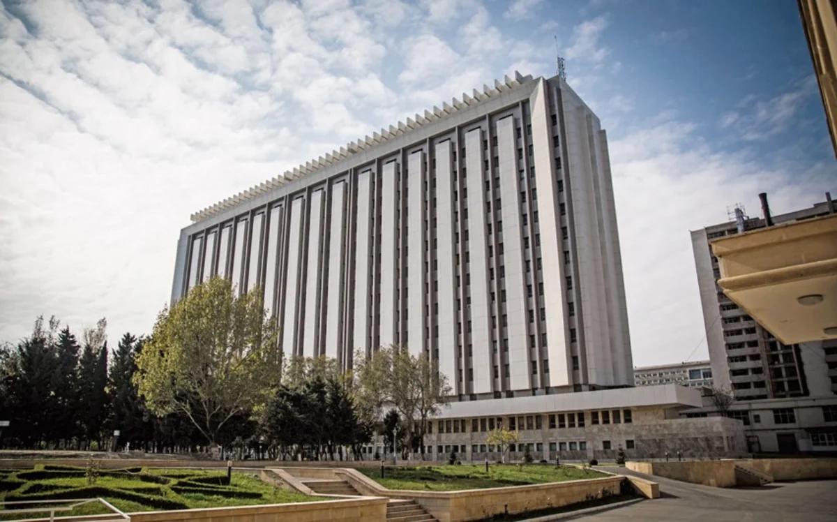 Memarlıq və İnşaat Universiteti tələbələrinin xaric olunması məsələsinə aydınlıq gətirdi