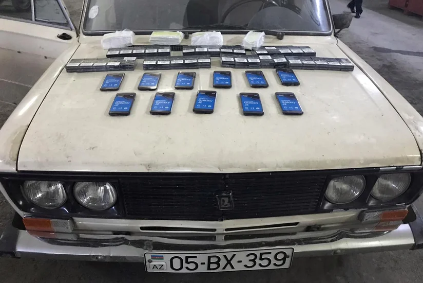 Gürcüstandan Azərbaycana mobil telefonların və siqaretlərin qanunsuz gətirilməsinin qarşısı alınıb