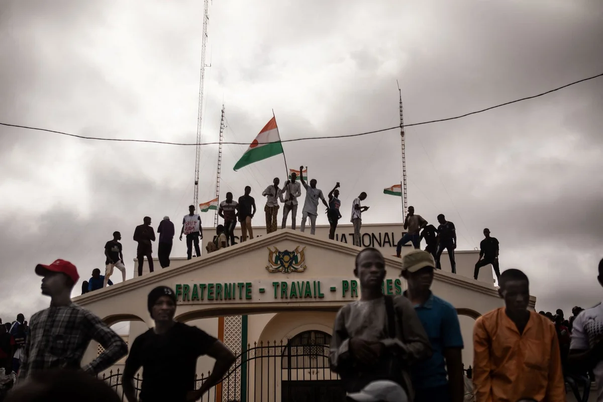 Former Niger rebel creates movement to reinstate ousted president