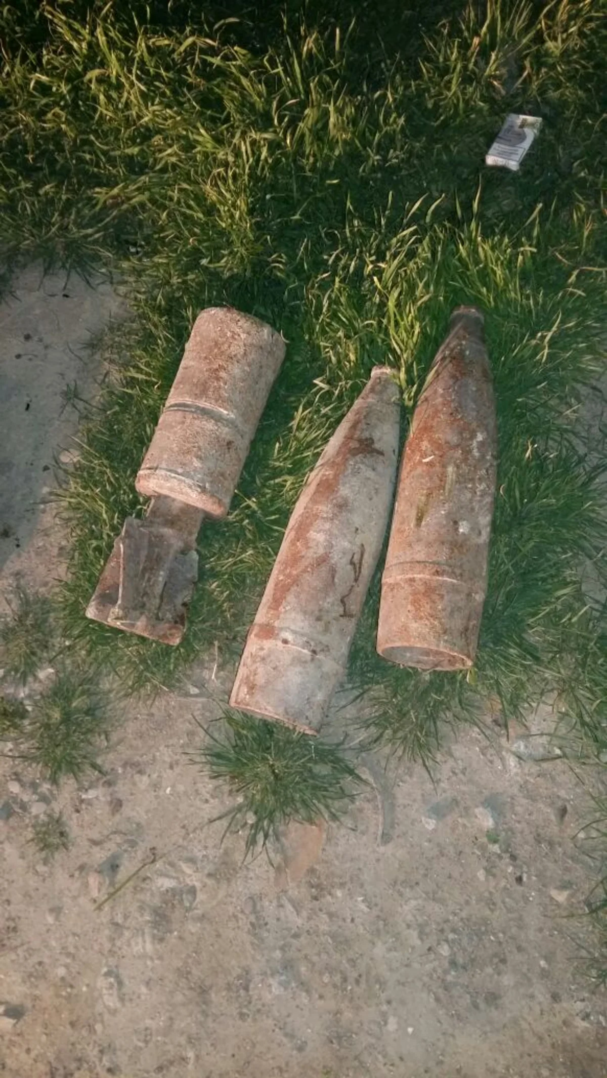 Sumqayıtda 3 ədəd partlamış top mərmisi aşkarlanıb - FOTO