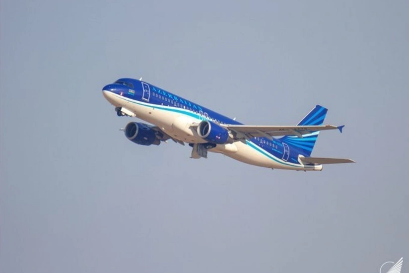 Азербайджан продолжает эвакуировать своих граждан из Стамбула, Лондона и Москвы