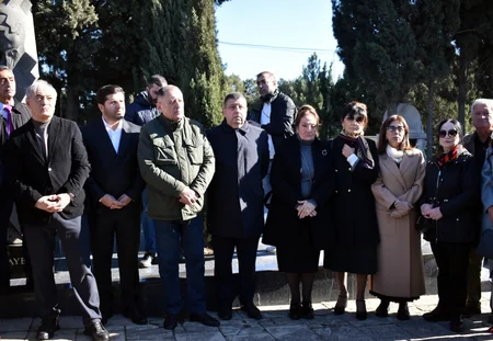 Xalq artisti Rasim Ocaqovun xatirəsi anılıb