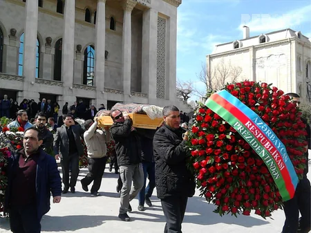 Maqsud İbrahimbəyov I Fəxri xiyabanda dəfn edilib