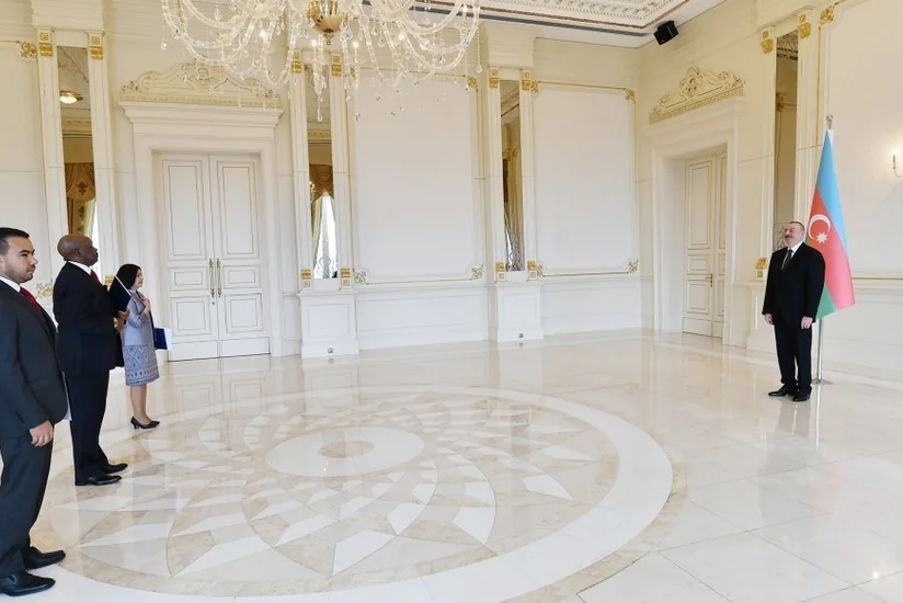 Ilham Aliyev receives credentials of incoming ambassadors of Venezuela, Rwanda and Thailand