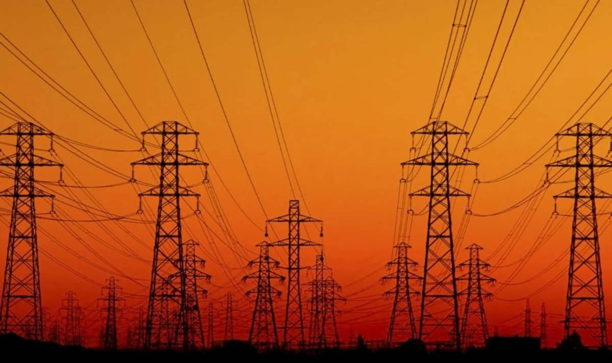 В столице Ирана более 30 госучреждений остались без электричества