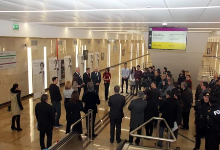 Bakı metrosunda Macarıstanın azadlıq şairinin əsərləri nümayiş etdirilir