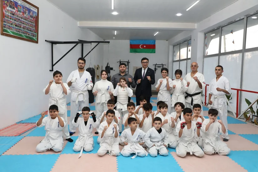 Gənclər və idman naziri “Lənkəran” İdman Klubunun fəaliyyəti ilə tanış olub