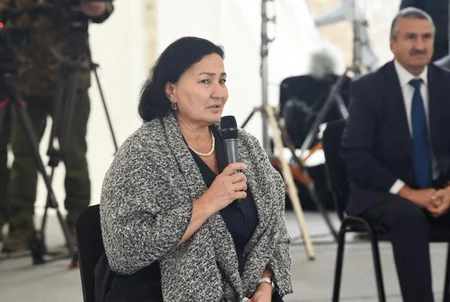 Azerbaijani president meets with public representatives of Khojavand district 