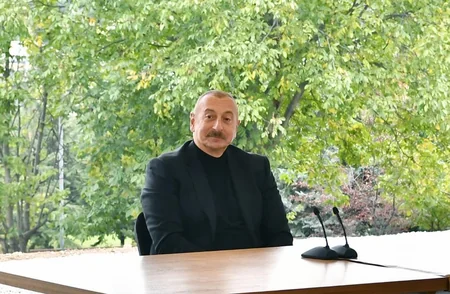 Azerbaijani president meets with public representatives of Khojavand district 