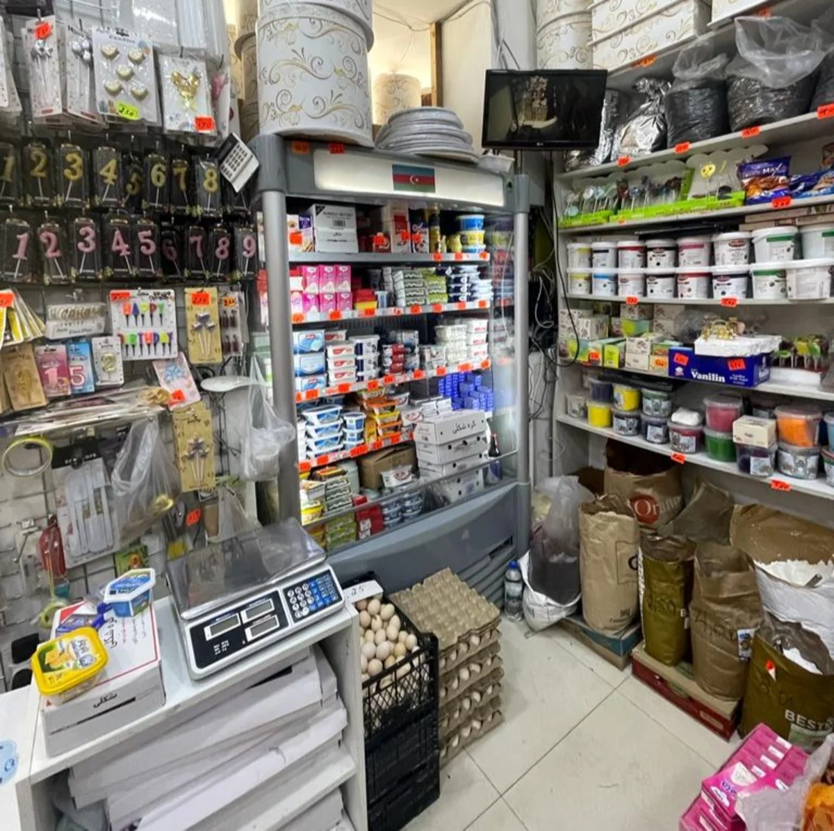 Bakıda fəaliyyət göstərən mağazada nöqsanlar aşkarlanıb