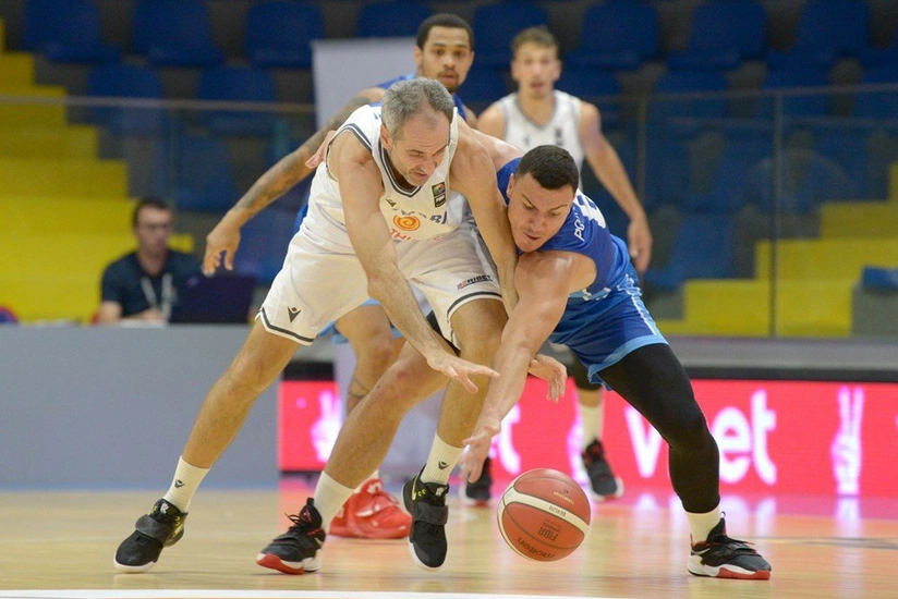 Сборная Азербайджана по баскетболу вышла в полуфинал Чемпионата Европы