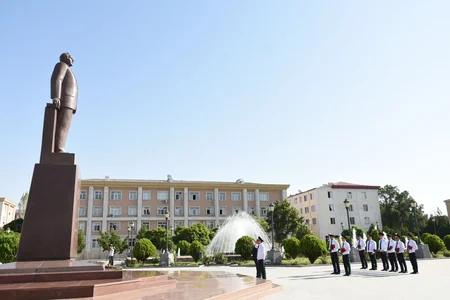 Kamran Əliyev Naxçıvan Muxtar Respublikası Prokurorluğunda əməliyyat müşavirəsi keçirib