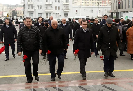 Gianni de Biasi visits memorial to Khojaly genocide victims