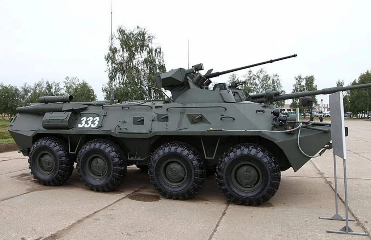 Bulgaria hands over 100 armored vehicles to Ukraine