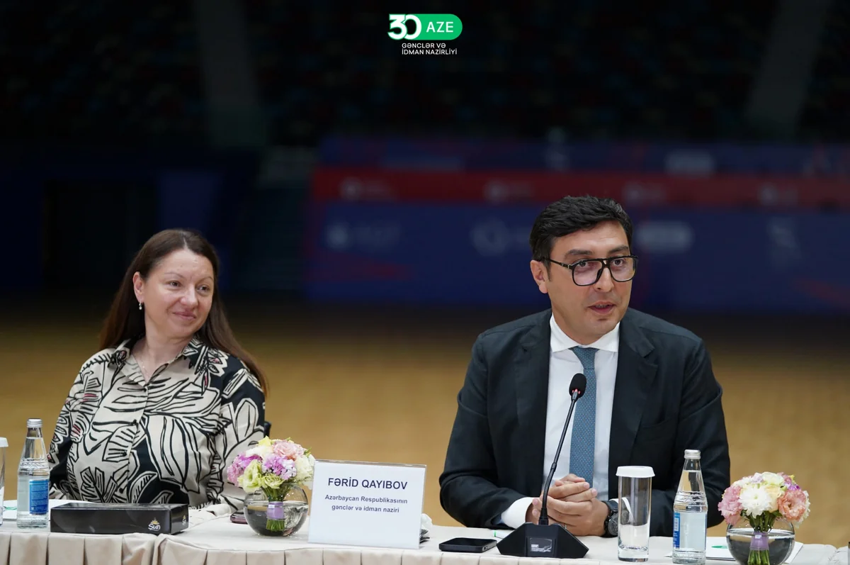 Fərid Qayıbov qitə və dünya çempionatlarında uğurla çıxış etmiş idmançılarla görüşüb