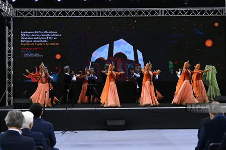 Bakıda Beynəlxalq Xeyriyyə Yarmarkası keçirilib - YENİLƏNİB