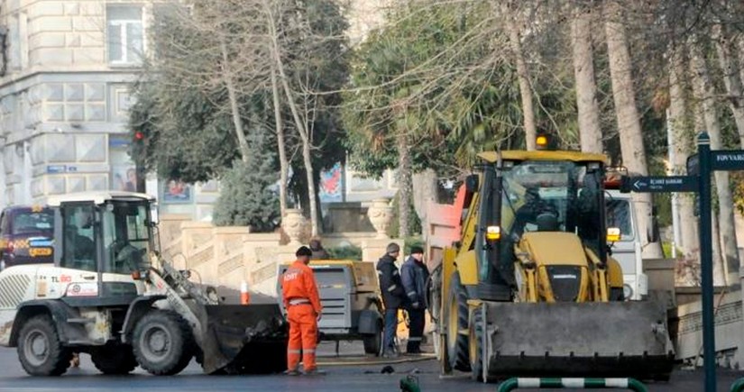 Bakının əsas prospektlərindən birində təmir işlərinin bitəcəyi vaxt açıqlanıb