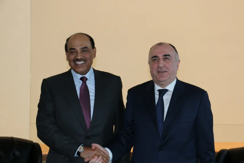 Elmar Məmmədyarov küveytli həmkarı ilə görüşüb