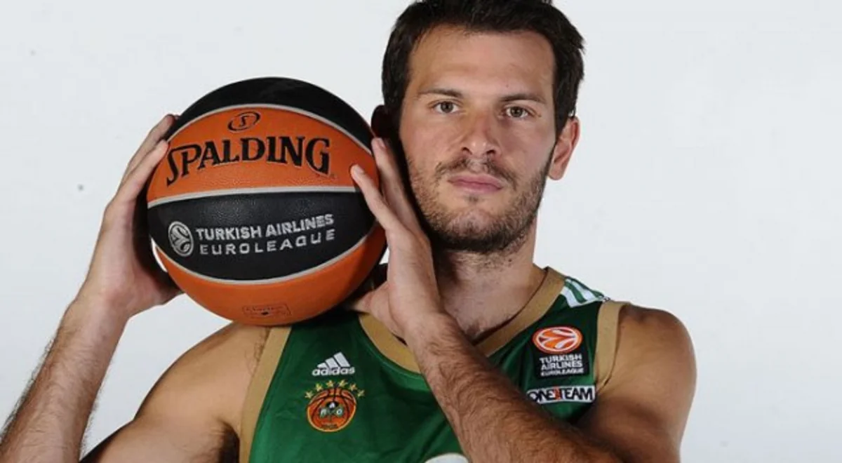 Greece team captain gets Turkish citizenship