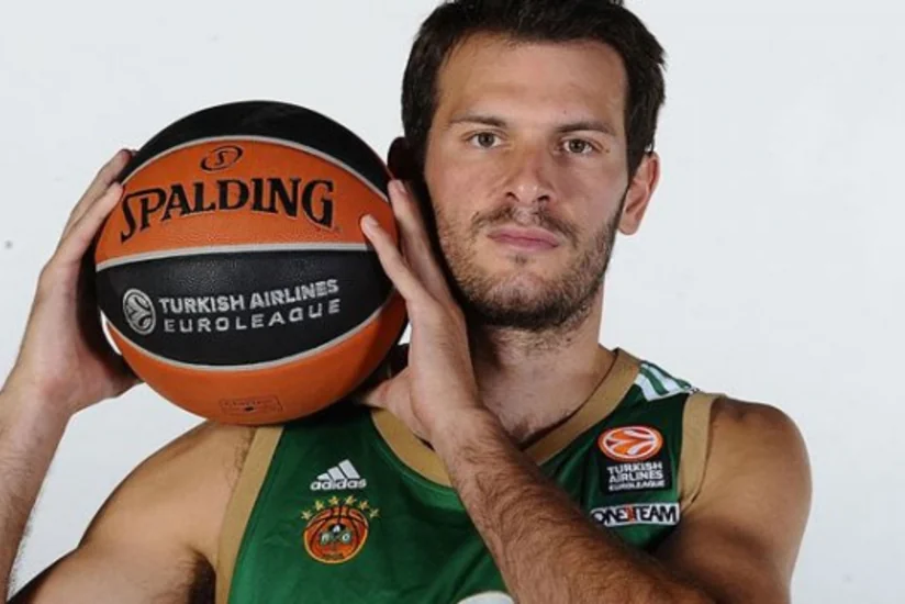 Greece team captain gets Turkish citizenship