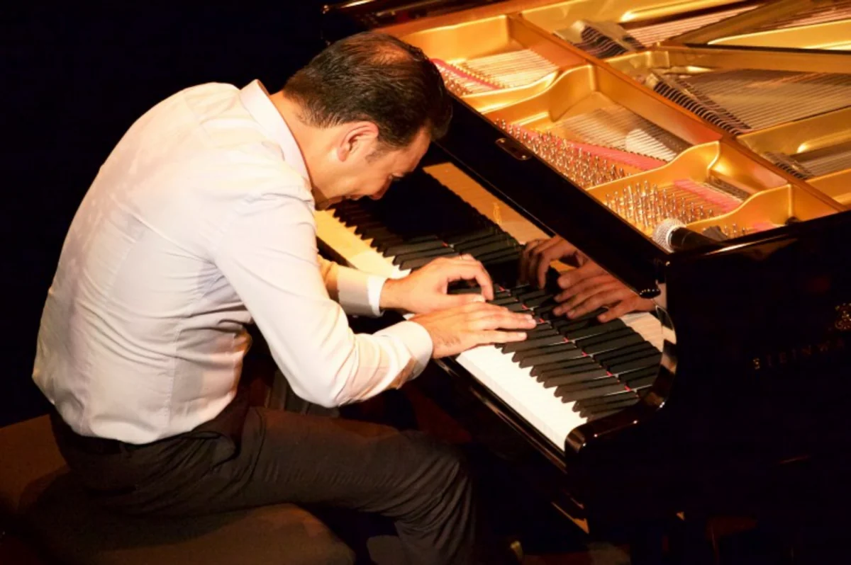 Emil Afrasiyab Quartet will perform at the opening concert for the Festival de Jazz de Colmar