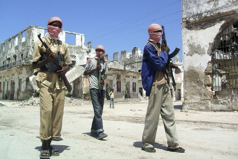 Somalidə terrorçular naziri öldürüb