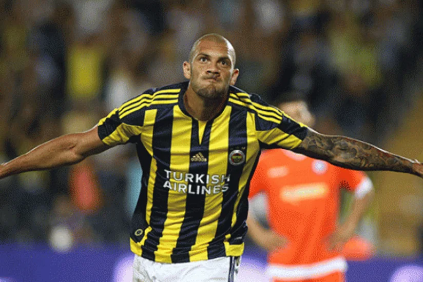 Fənərbağçanın futbolçusu Səudiyyə Ərəbistanı klubuna transfer olunub