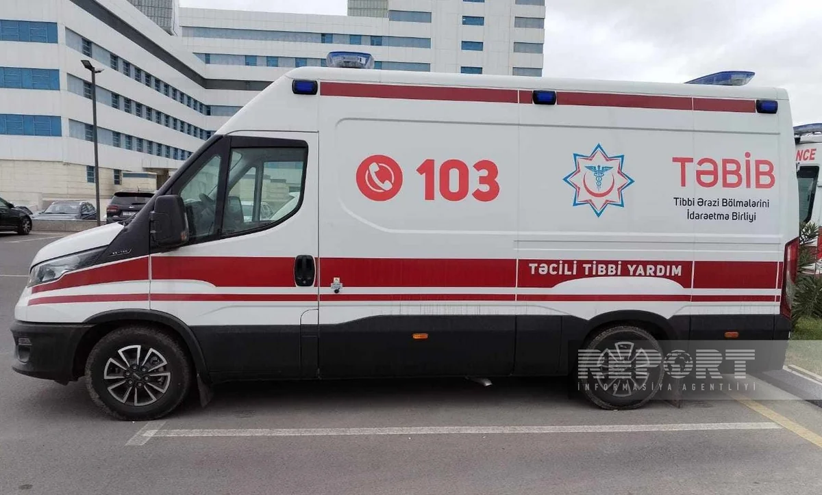 Азербайджан закупил 100 новых карет скорой помощи