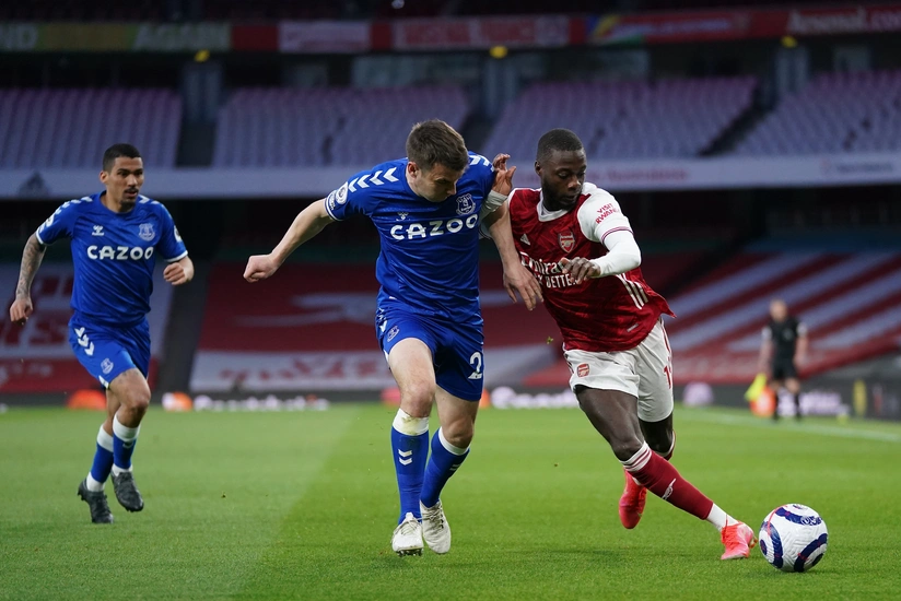 Arsenal öz meydanında Evertona uduzdu