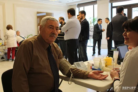 Tbilisidə Xocalı faciəsinin ildönümü ilə bağlı qanvermə aksiyası keçirilib - FOTO
