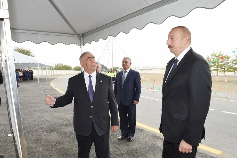 Biləsuvarda yeni avtomobil yolu istifadəyə verilib