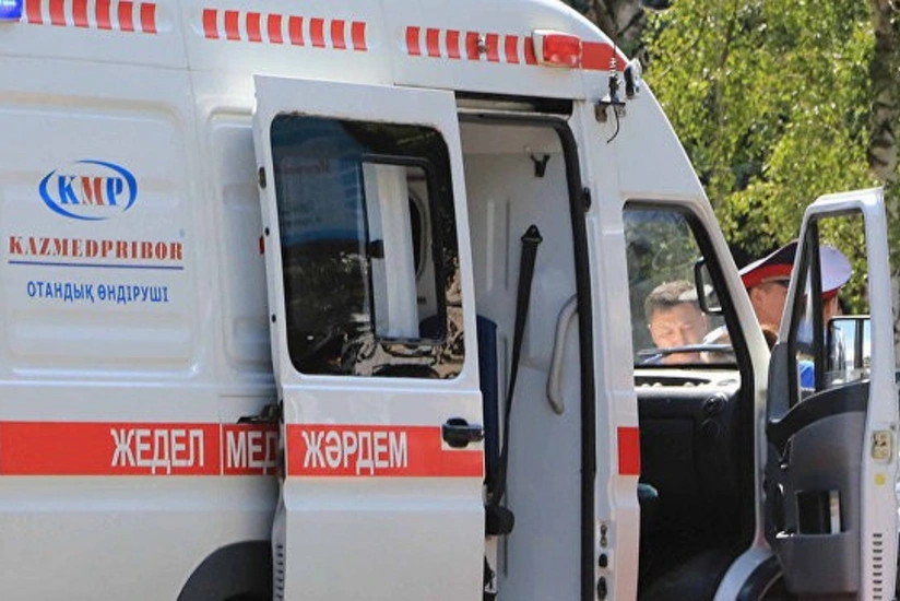 Qazaxıstanda yol qəzasında 7 nəfər ölüb