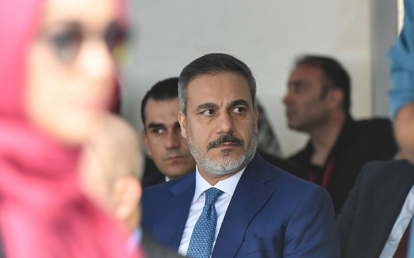 Hakan Fidan: Türkiyə Ukraynaya humanitar yardımı davam etdirəcək