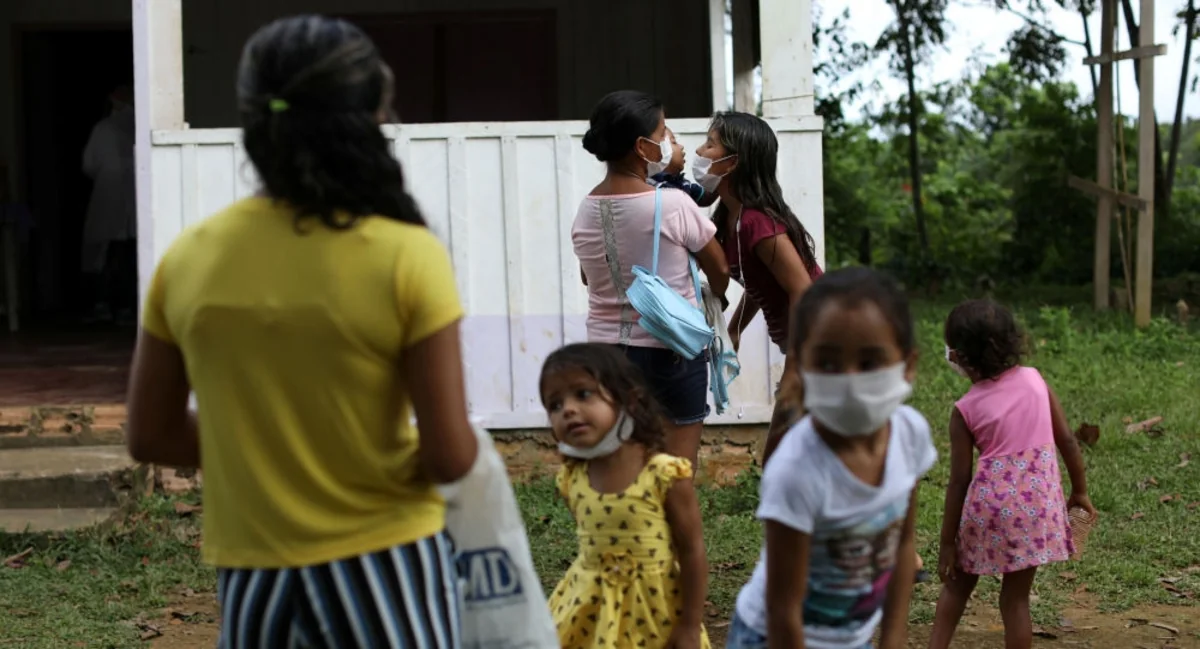 Brazilian city loses all vaccine doses due to child's mistake