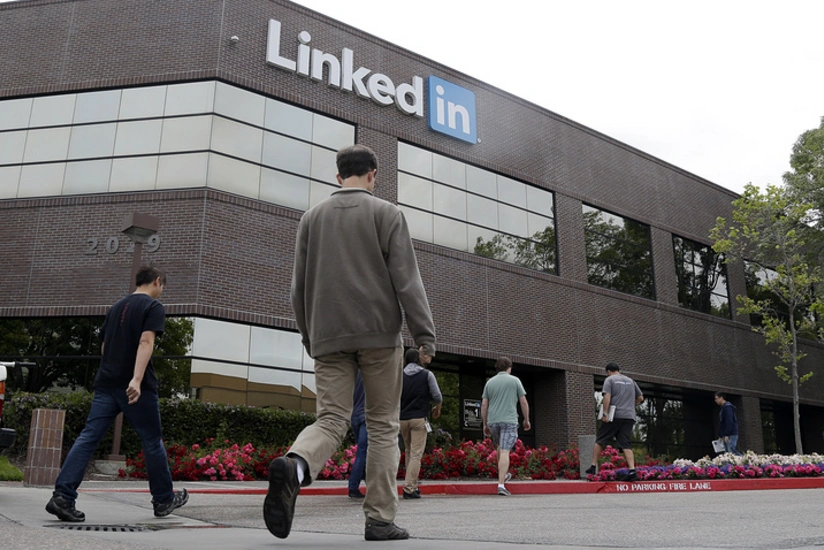 Linkedin 26 mlrd. dollara satılıb