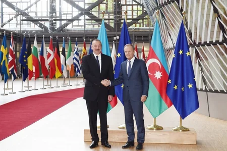 Prezident İlham Əliyev Brüsseldə Avropa İttifaqı Şurasının prezidenti ilə görüşüb - YENİLƏNİB