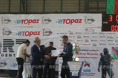 Zəfər Kubokunun qalibi və finalçısı mükafatlandırılıb