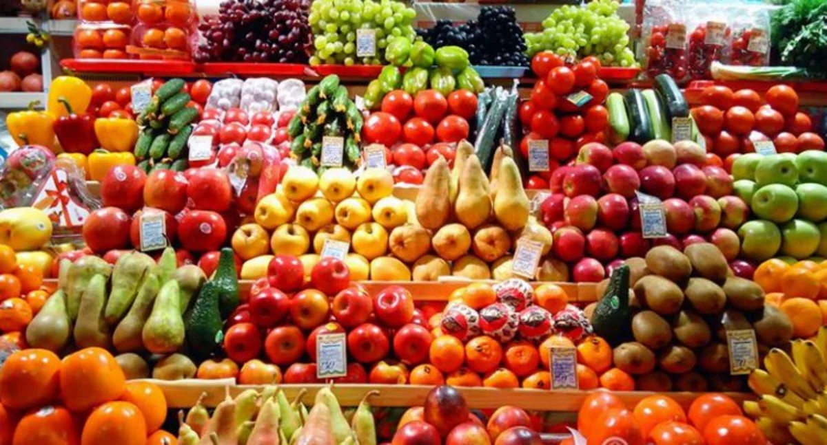Azerbaijan increases fruit and vegetable imports and exports