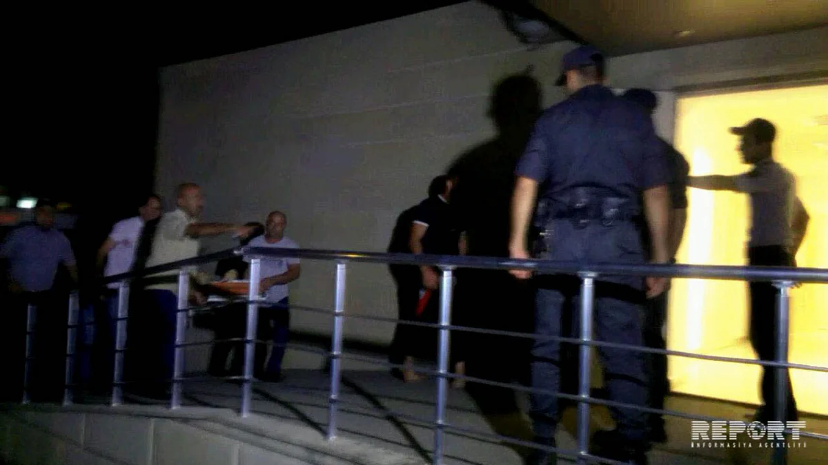 Astarada ər və arvadı sakitləşdirmək istəyən qonşu bıçaq xəsarəti alaraq ölüb - FOTO - VİDEO